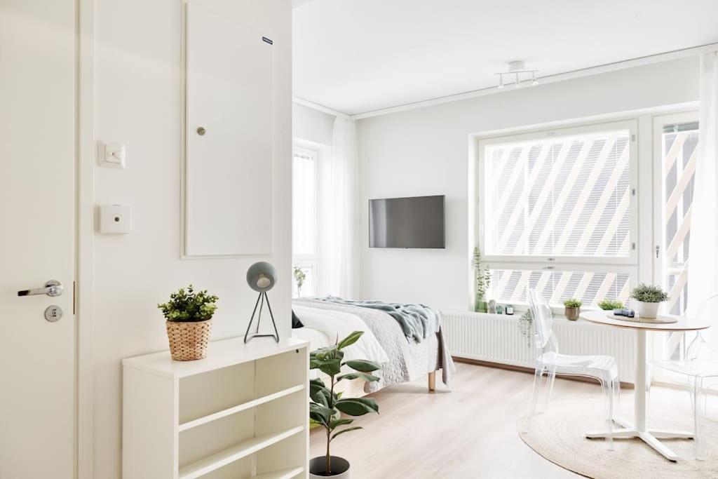 Beautiful Apartment In The Center Of ตัมเปเร ภายนอก รูปภาพ